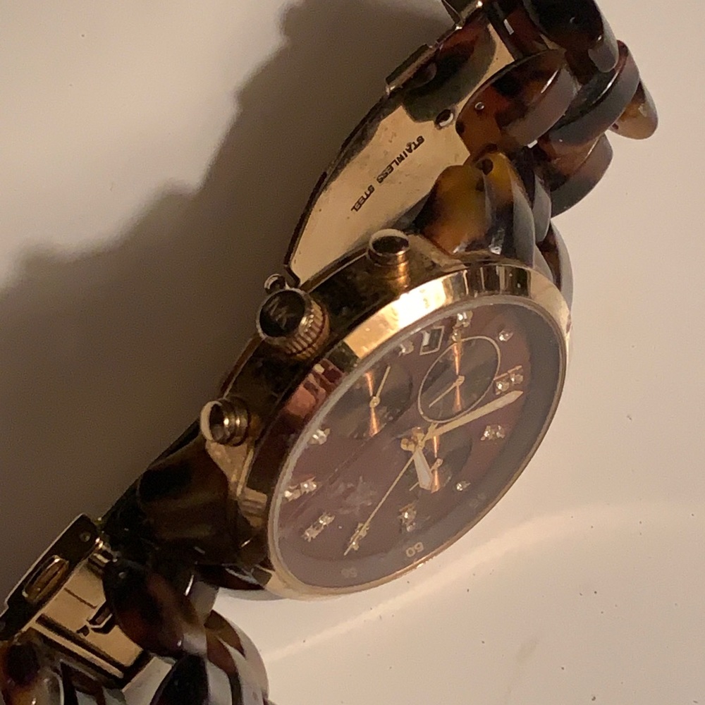 Mk Watch - image 5